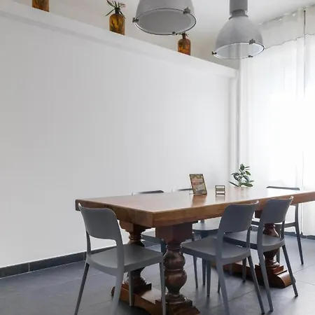 Amarena Bed & Breakfast 3*